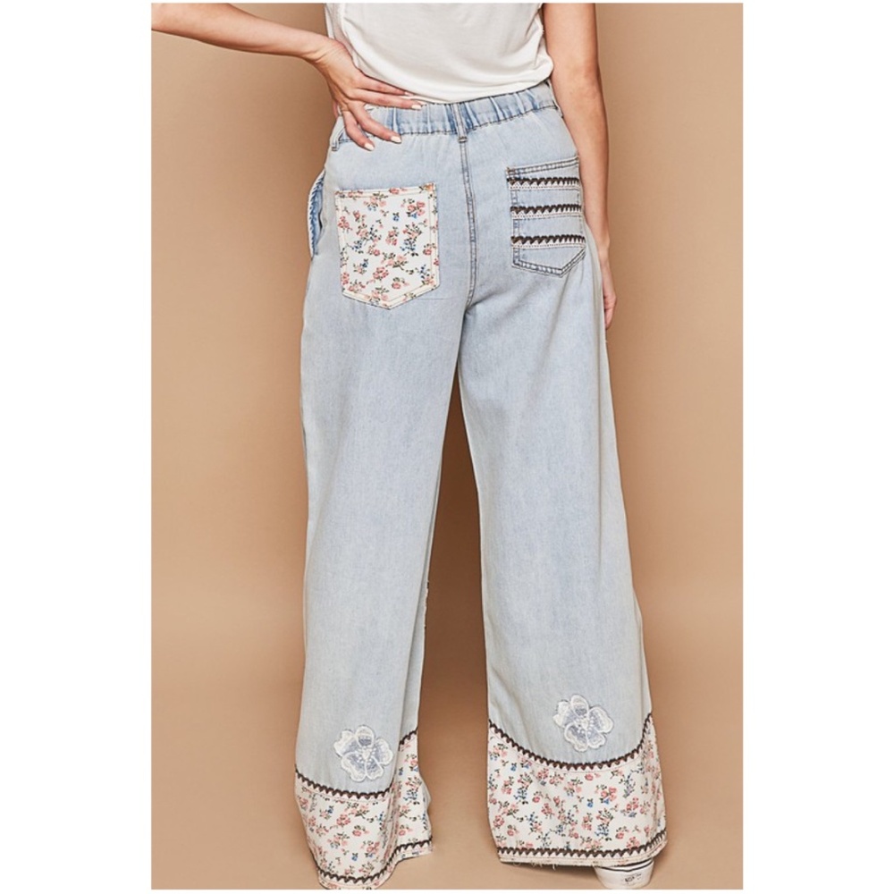 POL Light Blue Floral Wide Leg Jeans - Picture 5 of 5